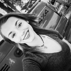 Meet your Posher, Dannelle